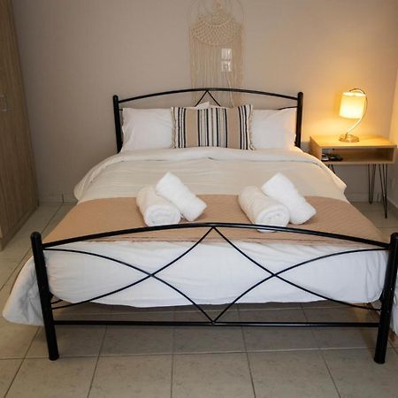 Апартаменты Syros Moments Эрмуполис Экстерьер фото